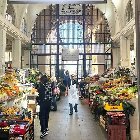 Piazza Alessandria - Fromhometorome