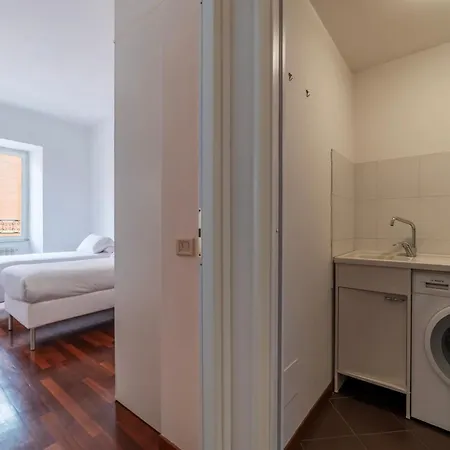 Piazza Alessandria - Fromhometorome * Roma