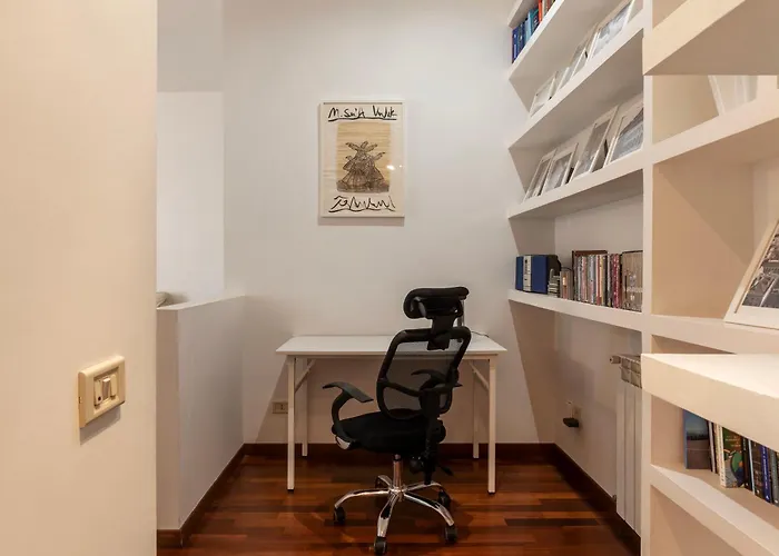 Piazza Alessandria - Fromhometorome *