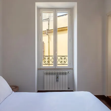 Piazza Alessandria - Fromhometorome