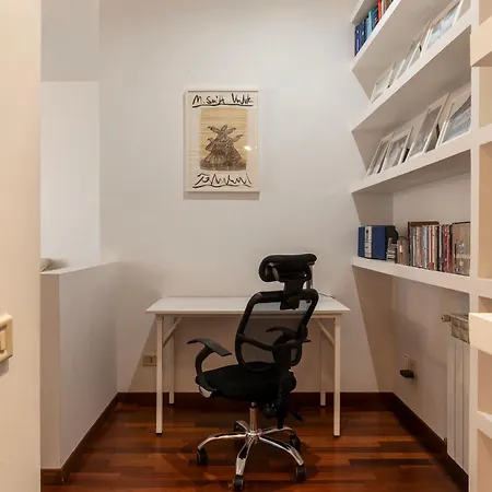 Piazza Alessandria - Fromhometorome *