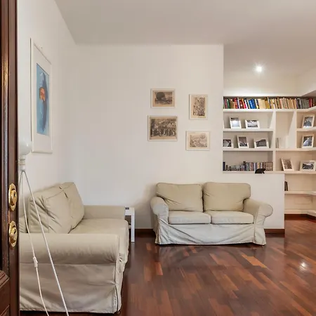 Piazza Alessandria - Fromhometorome