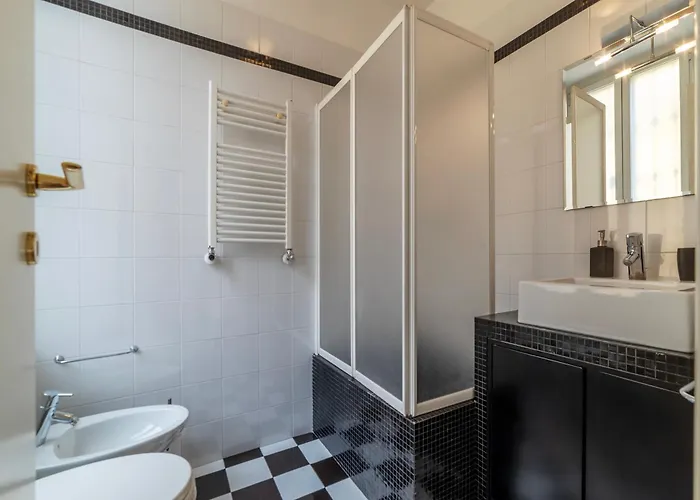 Piazza Alessandria - Fromhometorome Rom