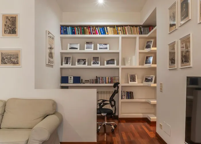 Apartment Piazza Alessandria - Fromhometorome